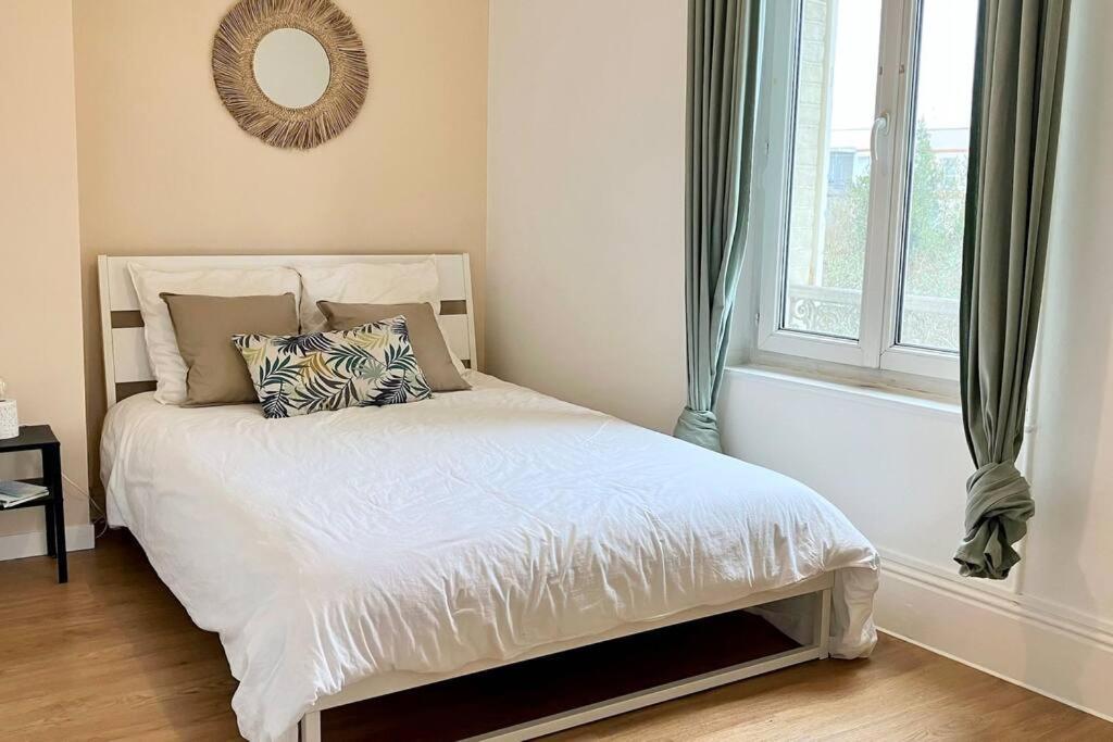 T2 Le Moderne • Netflix • Parking • Gare Apartment